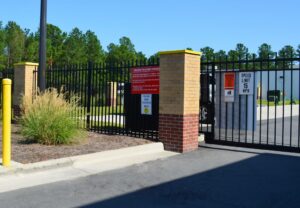 L-Keypad-Gate-2-scaled