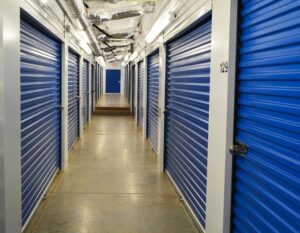 LB-Int-CC-Units-Hallway-Blue-scaled