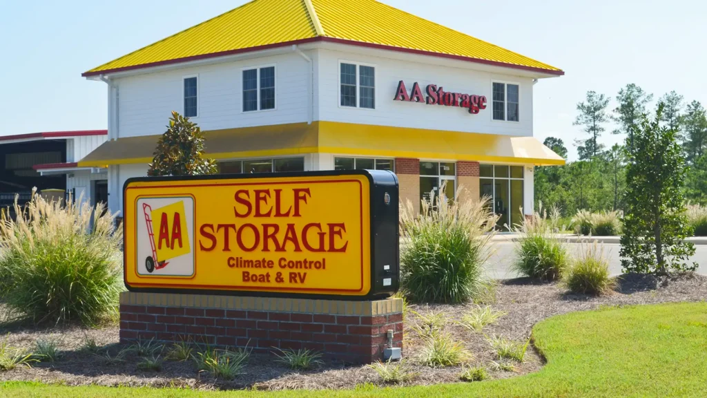 self storage Leland